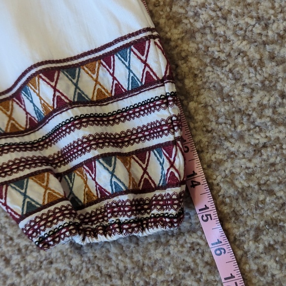 Bohemian White Blouse with Embroidered Details - Picture 8 of 10